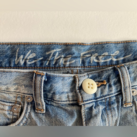 We The Free | NWOT Caroline Bermuda Distressed Denim Shorts - Picture 7 of 11